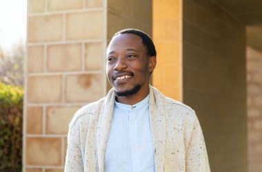 LJI Instructor Jermaine Khumalo, Ph.D., stands in front of the Institute