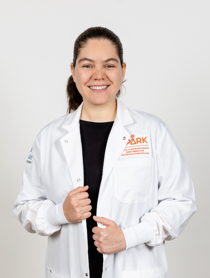 Portrait photo of Laura Hinojosa